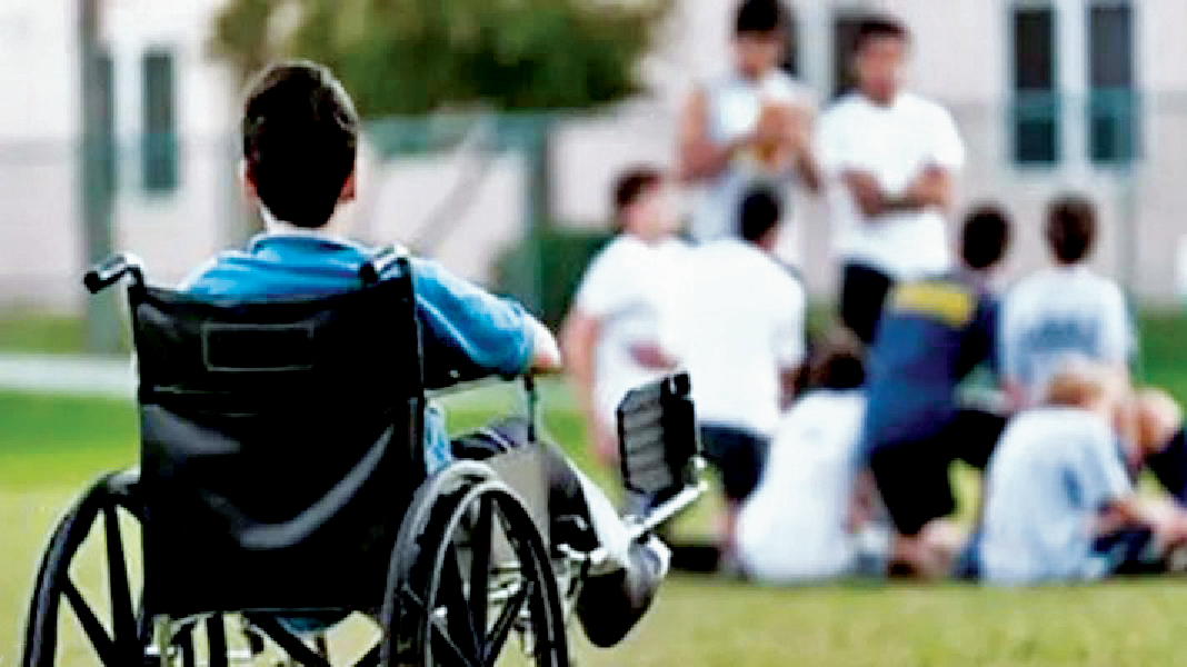 ذوو إعاقة دائمة لـ "الشرق": تجديد التقارير الطبية معاناة دائمة تبحث عن حل