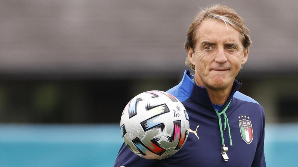 روبرتو مانشيني يعود لتدريب منتخب إيطاليا بعد غياب "الأتزوري" ثلاث مرات عن كأس العالم