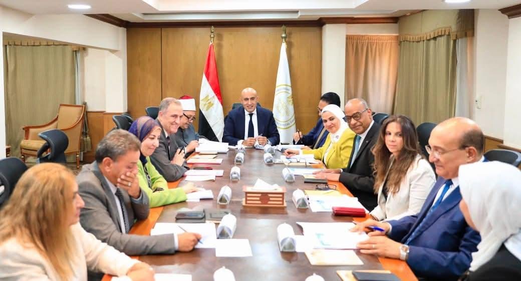 وزير التعليم يعتمد آليات الدراسة والتقييم لـ البكالوريا المصرية والثانوية العامة