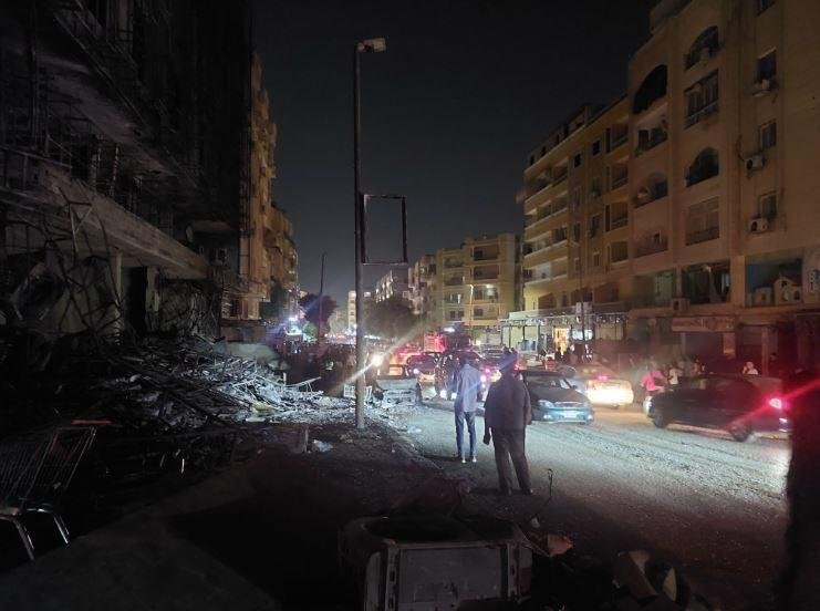 بعد 6 ساعات من مكافحة النيران.. الأمن يفتح الطريق أمام مول حدائق الأهرام المحترق