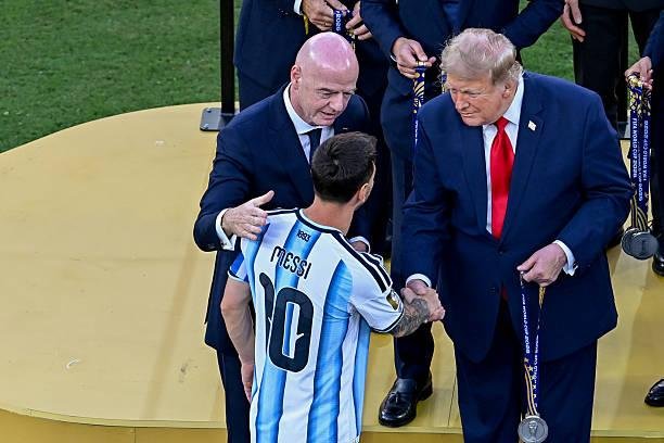 الرئيس الأرجنتيني خافيير ميلي يتهم البرازيل والمكسيك بـ «التآمر» ضد منتخب التانجو