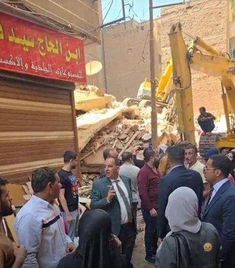 بعد مصرع 4 أشخاص.. النيابة الإدارية تعاين عقار زفتى المنهار