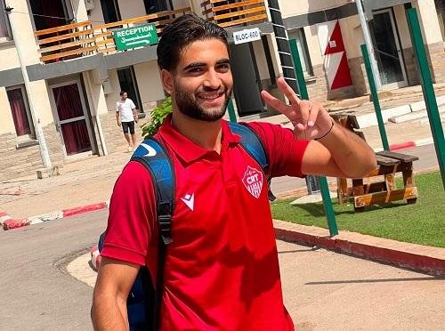 بعد رحيله عن الأهلي.. زعلوك يطمح لإنقاذ فريق جزائري من الهبوط