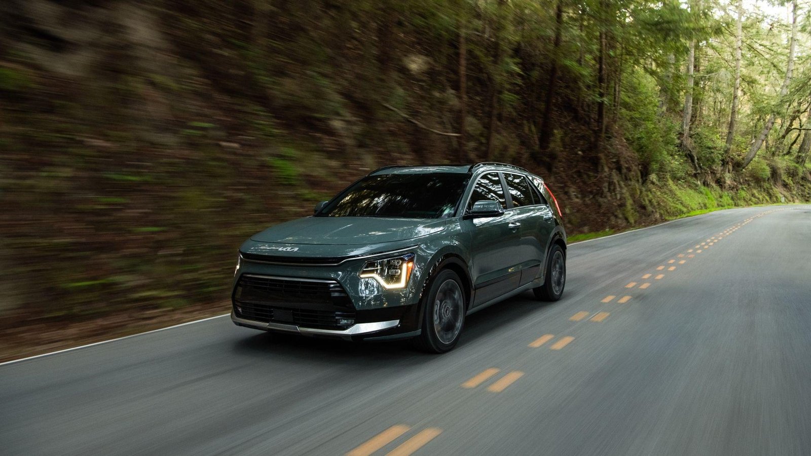 The hybrid SUV that makes plug-in hybrids harder to justify
