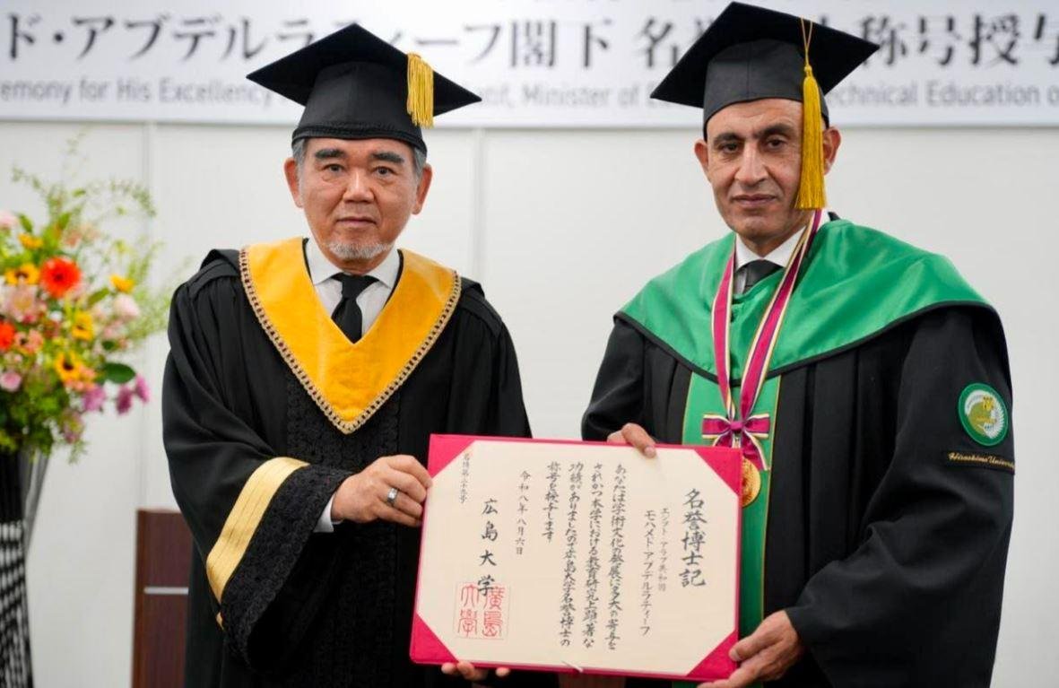 جامعة هيروشيما تمنح وزير التعليم الدكتوراة الفخرية تقديرا لجهوده في إصلاح التعليم