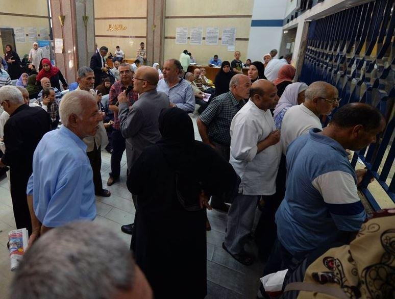 الأمين العام لنقابة أصحاب المعاشات: مكاتب التأمينات لم تعد قادرة على حل المشاكل.. و«مدير المكتب ميقدرش يدي لك جملة مفيدة»