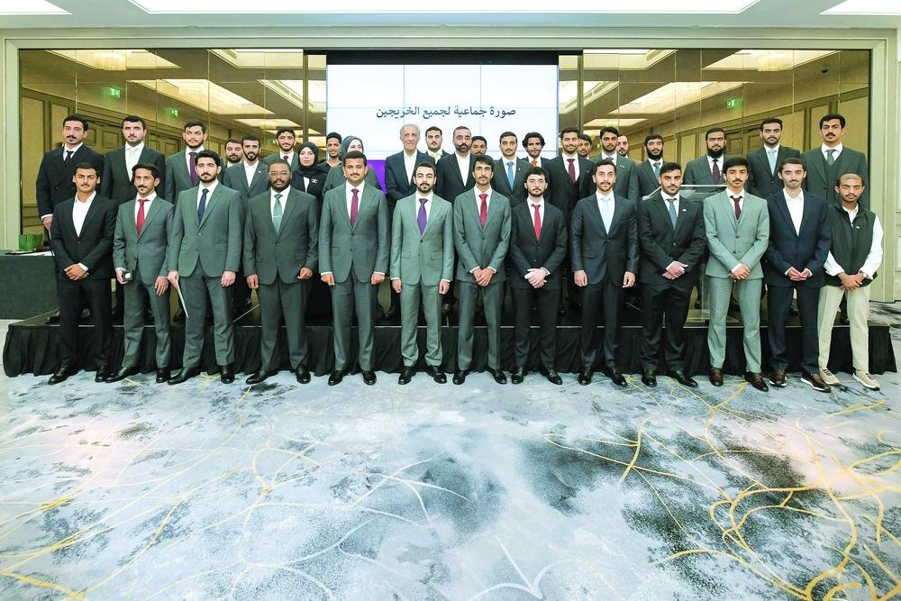 العشرات من طلابنا في بريطانيا يتوجون مسيرة الابتعاث بتفوق لافت
