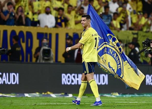رونالدو يترقب قرار الجهاز الطبي قبل مواجهة الرياض في الدوري السعودي
