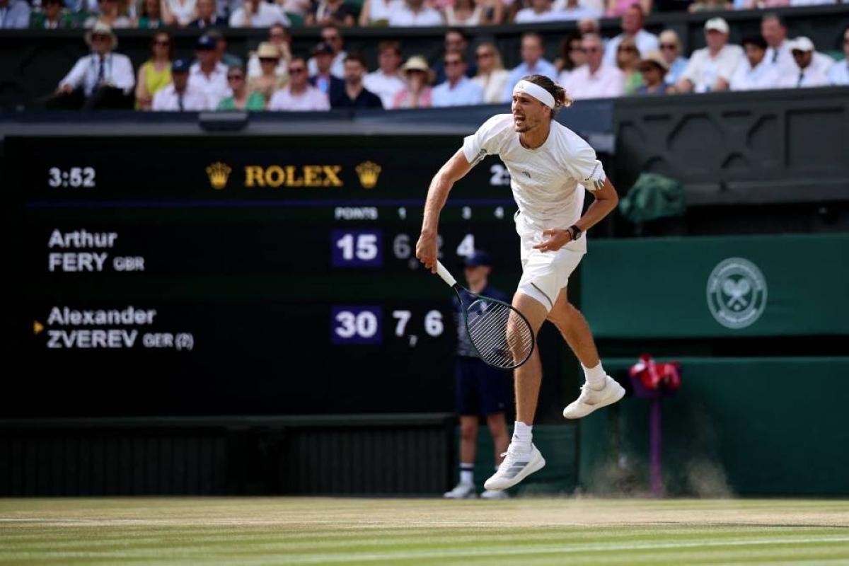 Former nearly-man Zverev on cusp of French Open- Wimbledon double