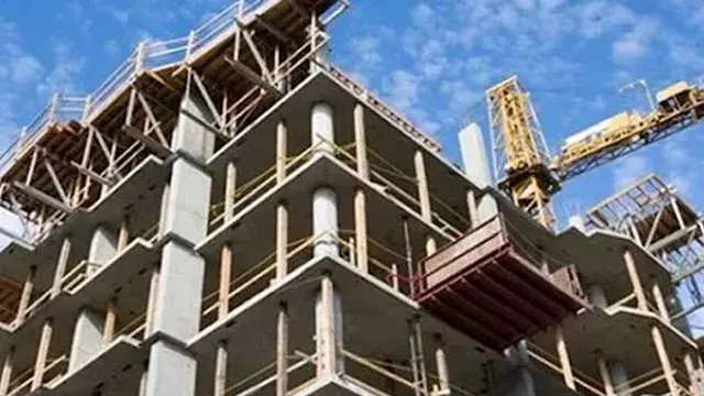 ضوابط البناء بجوار الطرق.. 4 حالات تؤدي لإلغاء تراخيص البناء