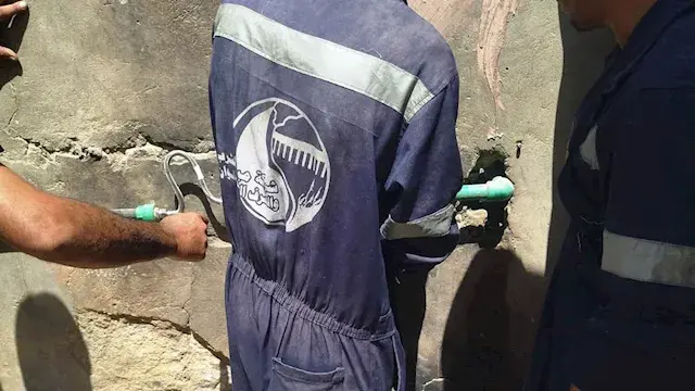 تسرق مياه وكهرباء.. تشميع مغسلة سيارات في أسوان