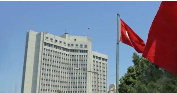 الدفاع التركية تؤكد عدم وجود بعثة عسكرية لها بقاعدة أبو الظهور السورية