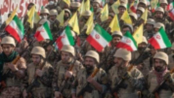 الجيش الإيراني يعلن إستهداف قاعدة الشيخ عيسى بالبحرين والأزرق بالأردن