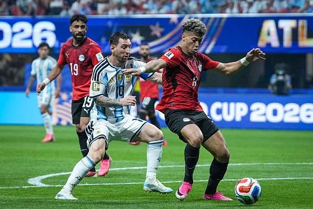استقبال يفوق صلاح.. قونيا سبور يرفع عرضه لضم إمام عاشور