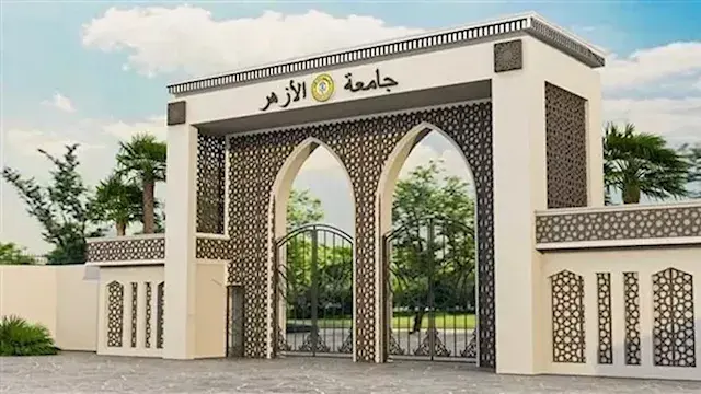 أستاذ بالأزهر للطلاب: لا قيمة للماجستير والدكتوراة.. والبحث العلمي وجاهة زائفة
