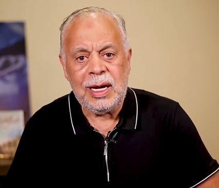 نقيب الممثلين: لجان قانونية تدرس عقود الأعمال القديمة لتحديد ما لنا وما علينا وتطبيق حق الأداء العلني