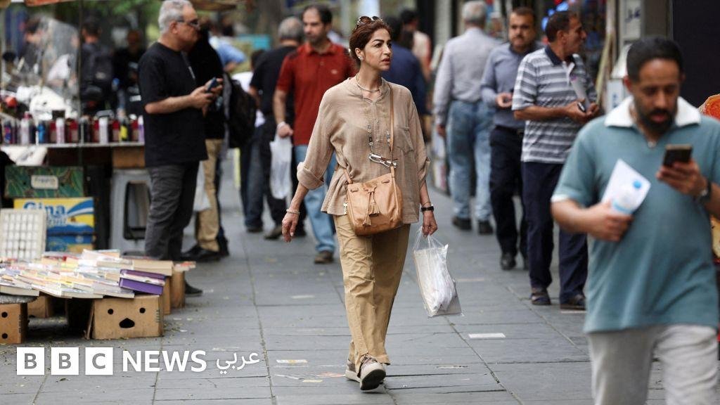 إيران تحذر الخليج بعد وقف الإمارات التعامل معها، والحوثيون يلوّحون بـ"عملية كبرى"