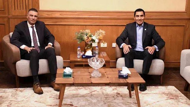 محافظ جنوب سيناء ووزير الرياضة يبحثان تطوير المدينة الشبابية بشرم الشيخ