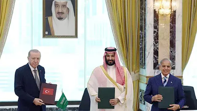 اتفاق مكة للدفاع المشترك: أي هجوم مسلح على السعودية أو تركيا أو باكستان يُعد اعتداءً على الدول الثلاث