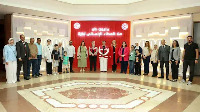 بالتعاون مع الهلال الأحمر.. "القومي للمرأة" ينظم "يوم التطوع" لتعبئة مساعدات إنسانية لغزة - صور
