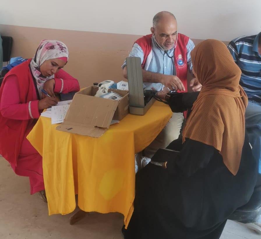 100 يوم صحة تقدم 28.5 مليون خدمة طبية مجانية منذ انطلاقها