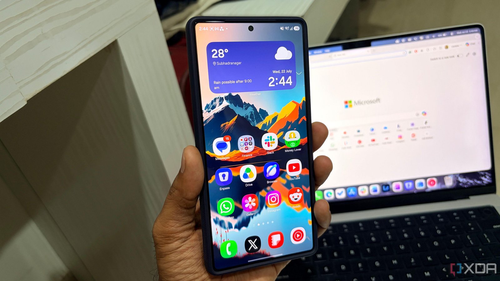 I stopped my Samsung Galaxy phone from draining battery in hours by changing these hidden settings