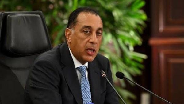 مدبولي يحسم الجدل حول لجنة فاقوس: الطلاب متفوقون منذ الإعدادية.. والمدارس التكنولوجية بوابة حقيقية لسوق العمل