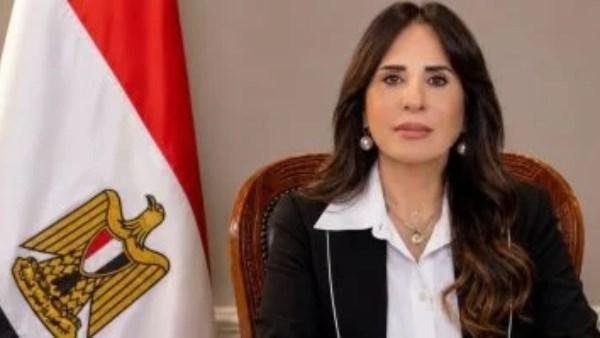 وزيرة الإسكان تتابع موقف تنفيذ المشروعات بمدينة 6 أكتوبر وأعمال التطوير والحملات الرقابية