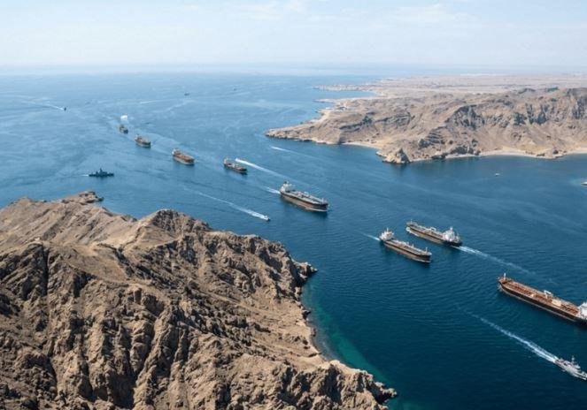 إيران تعلن التوصل إلى اتفاق مع عُمان بشأن خريطة الملاحة في مضيق هرمز