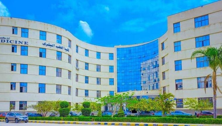 نقابة الأطباء تثمن تحديد الحد الأدنى للطب الأهلي بـ85% وتدعو لإلزام الجامعات الخاصة والدولية به بدلا من 50%