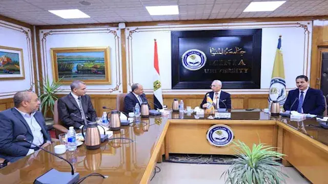 لجنة فنية من التعليم العالي تبحث إنشاء جامعة المنيا التكنولوجية الأهلية (صور)