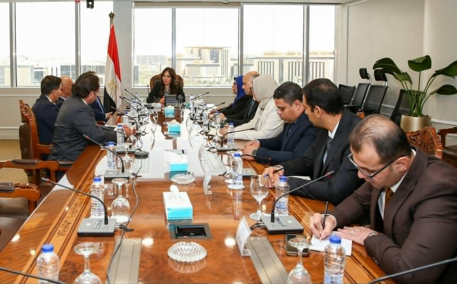 وزيرة الإسكان: انتهاء أعمال البناء بمنطقة الأعمال المركزية في العاصمة الجديدة