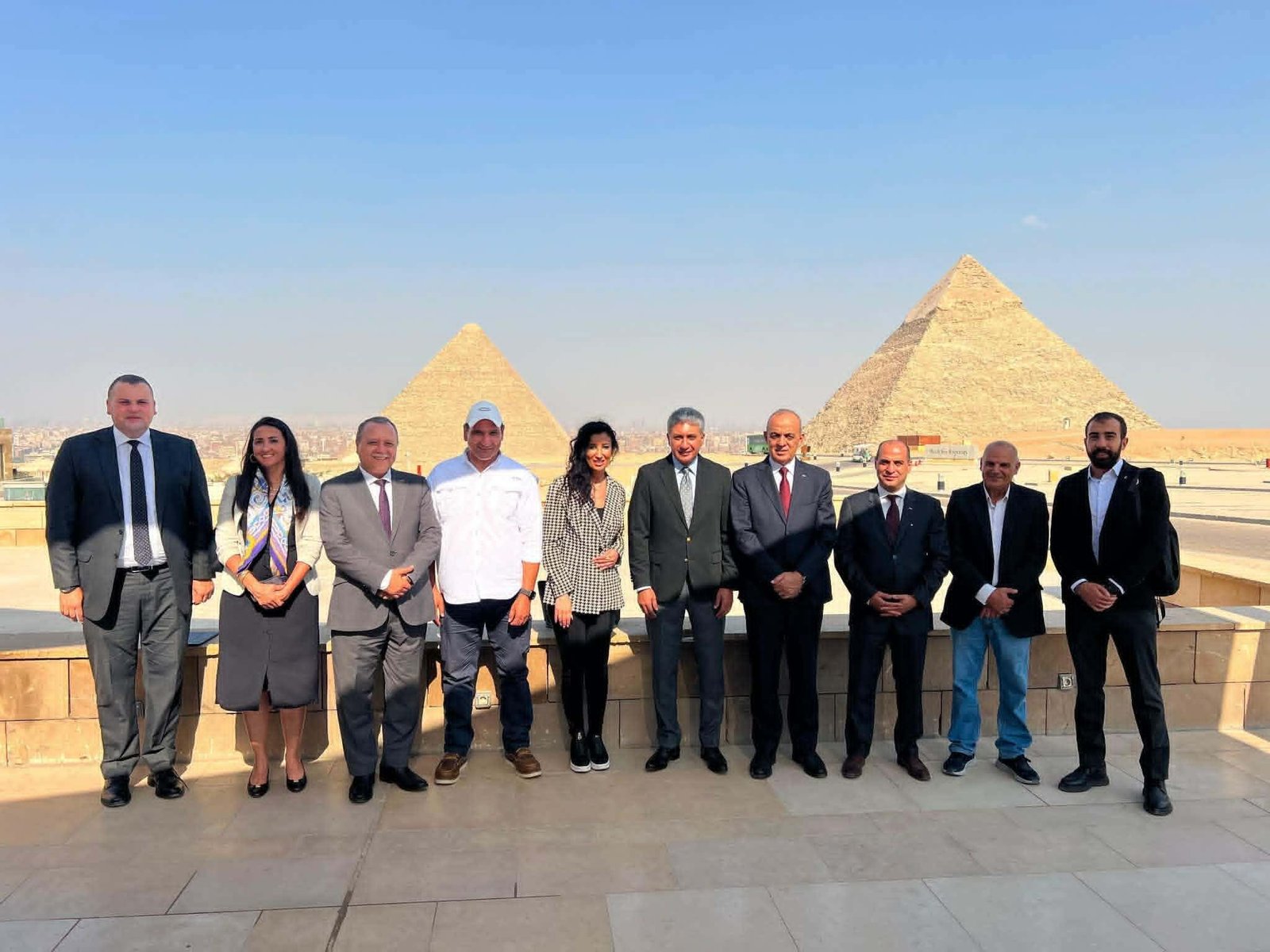 وزيرا السياحة المصري والأردني يبحثان إطلاق برامج مشتركة تجمع المقاصد الأثرية