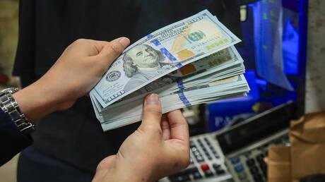تحويلات الجالية التونسية تدعم الاقتصاد بأكثر من 3 مليارات دولار في 2025