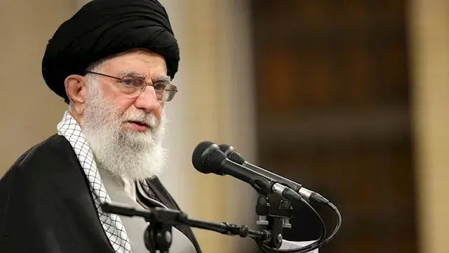 الساعات الحاسمة بعد مقتل خامنئي.. كيف أدارت طهران إعلان وفاة المرشد السابق؟