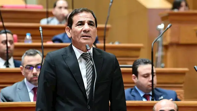 إجرام الحكومة.. وزير الشؤون النيابية يرد على هجوم النائب عبد العليم داود