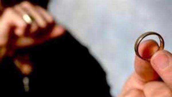 محام بالنقض يطالب بتعديل قانون الخلع: الزوجة تحصل على ما اشترته فقط