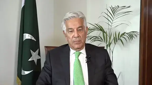 وزير الدفاع الباكستاني: واشنطن وطهران تقتربان من اتفاق للسلام