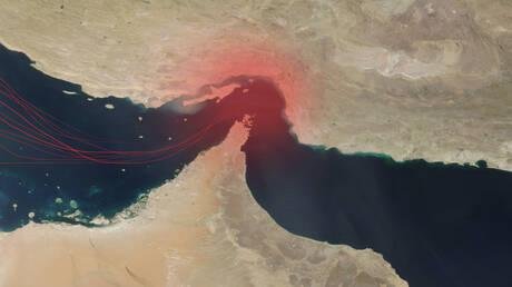 "رويترز": العقوبات الأمريكية تشكل عائقا أمام حركة الملاحة عبر مضيق هرمز