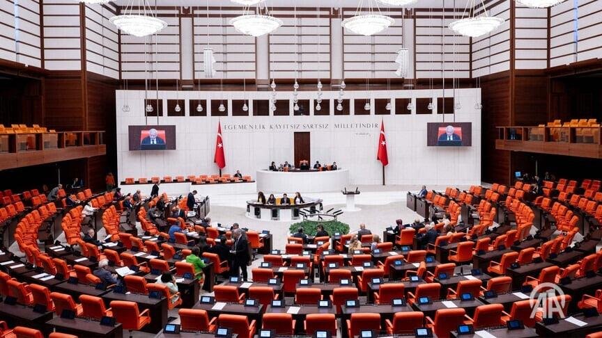 إحالة مشروع قانون يهدف إلى تحقيق السلام بين تركيا والمقاتلين الأكراد إلى البرلمان التركي