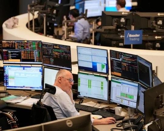 جارديان: انتهاء وقف النار بين واشنطن وطهران يرفع تكاليف الاقتراض الحكومي لأعلى مستوياتها منذ عقود