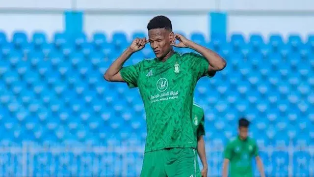 الليبي عز الدين المريمي لمصراوي: "حسام البدري ترك بصمة واضحة مع أهلي طرابلس"