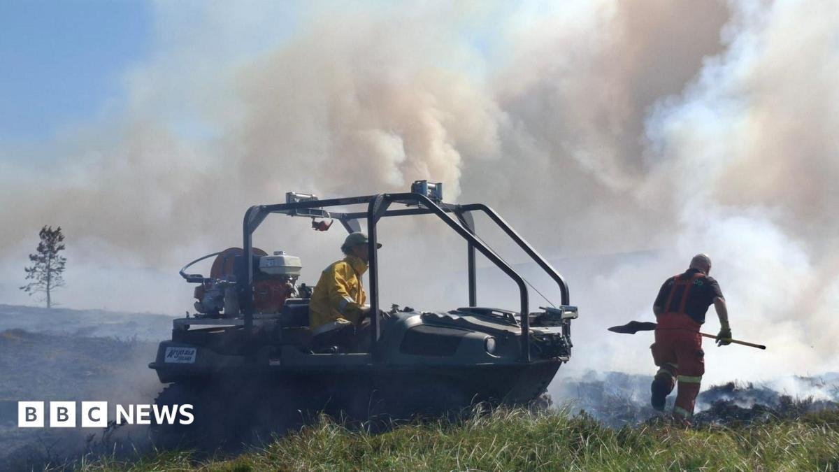 'Significant hot spots' remain at Cairngorms wildfire