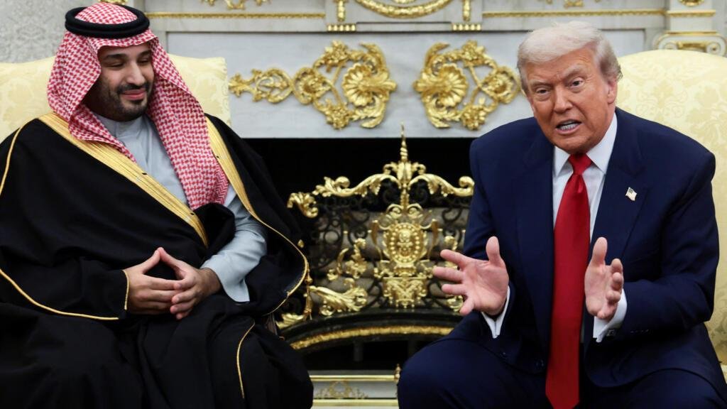 ترامب يحيل اتفاقا نوويا مع السعودية إلى الكونغرس ويربط تنفيذه بالتطبيع مع إسرائيل