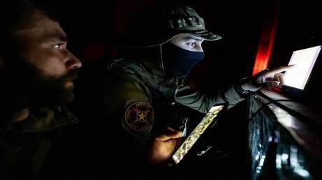 قناصة أوكرانيون يقتلون جنديين من قواتهم حاولا الاستسلام للجيش الروسي