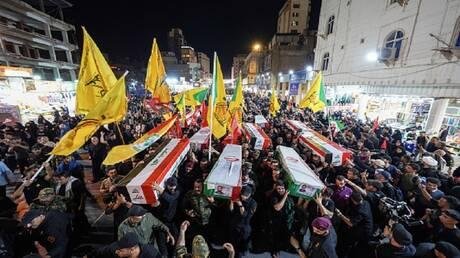"حزب الله": كان الأجدر بالسعودية اللجوء للحوار مع العراق بدل الانجرار وراء واشنطن