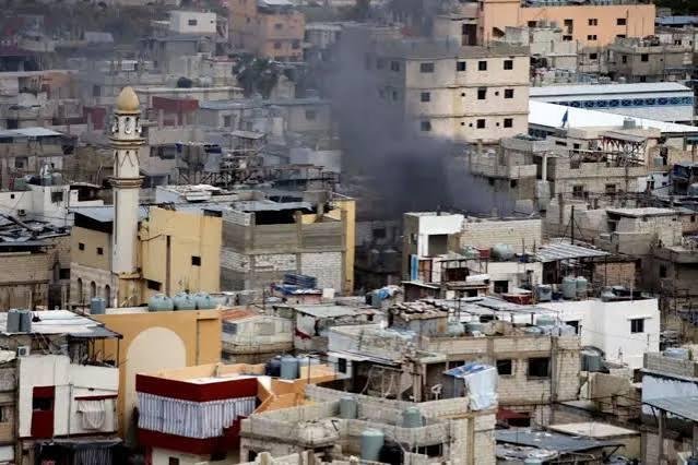 استشهاد شخص إثر إطلاق نار بمخيم عين الحلوة للاجئين الفلسطينيين جنوب لبنان