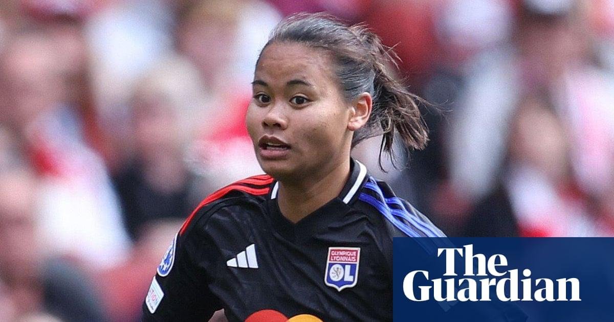 Spurs break their women’s transfer record to sign Alice Sombath from Lyonnes