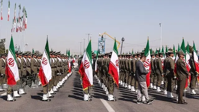 الحرس الثوري الإيراني يعلن مقتل جنود أمريكيين في هجوم بالأردن