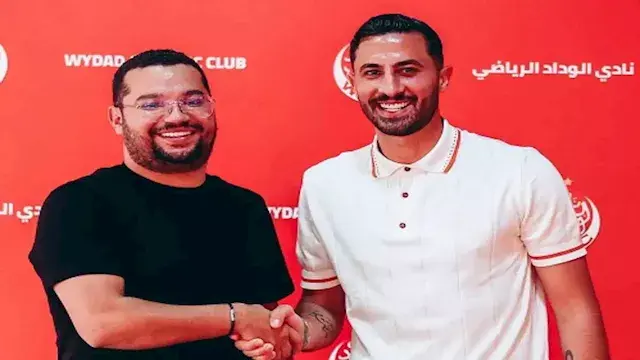 الحسوني يعود للوداد المغربي ويوقع موسمًا